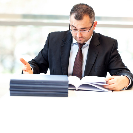 Relecture et corrections de courriers, mails et écritures juridiques